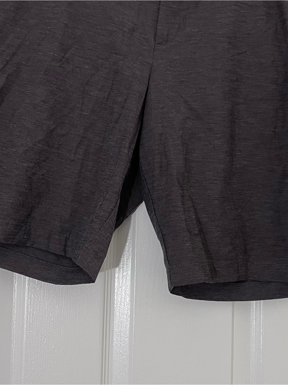 Tommy Bahama Men's Casual Relax Fit Shorts Dark Brown Size 38 - Picture 4 of 13